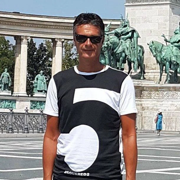 Luca Debonaire